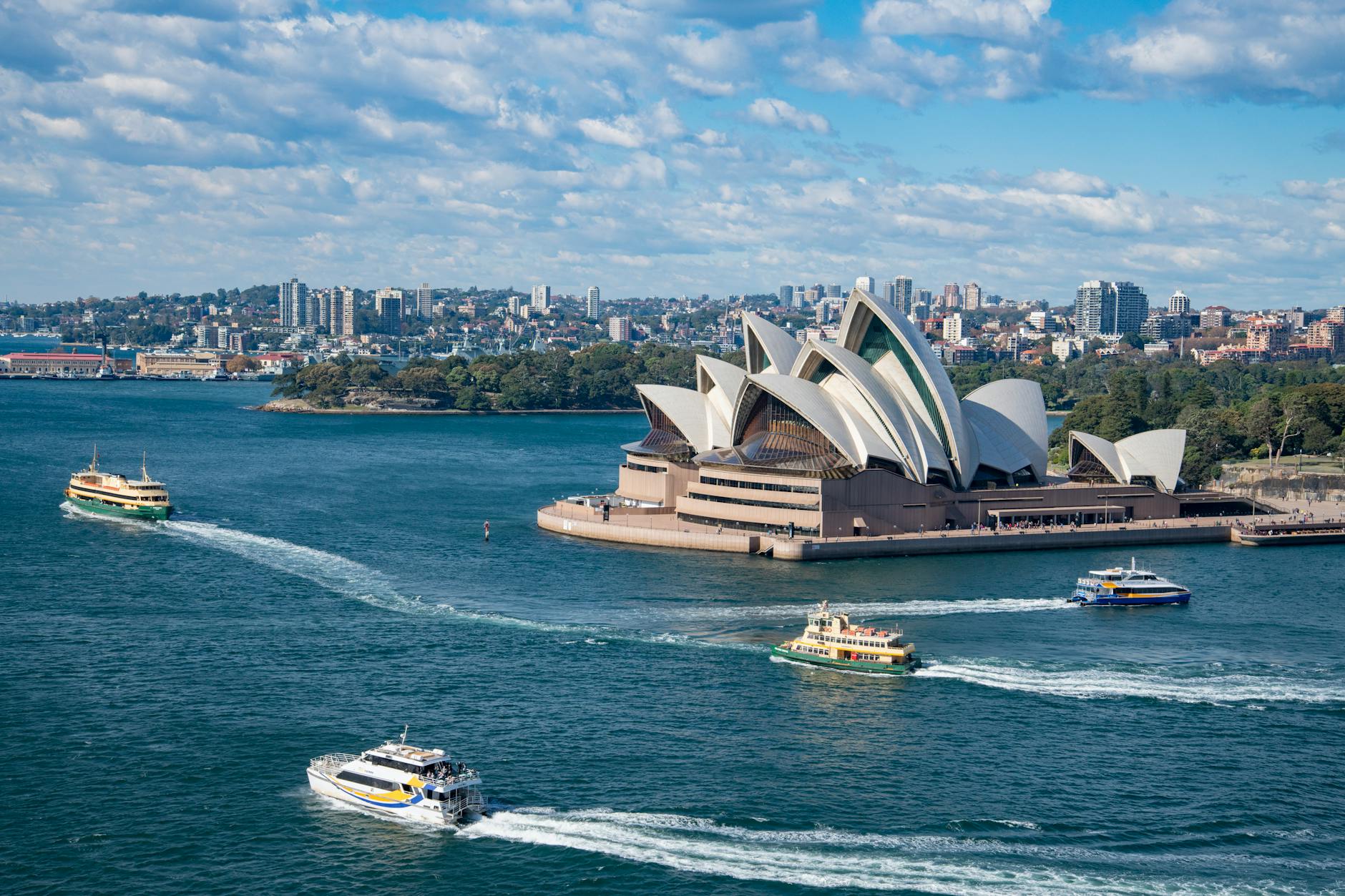 sidney opera house